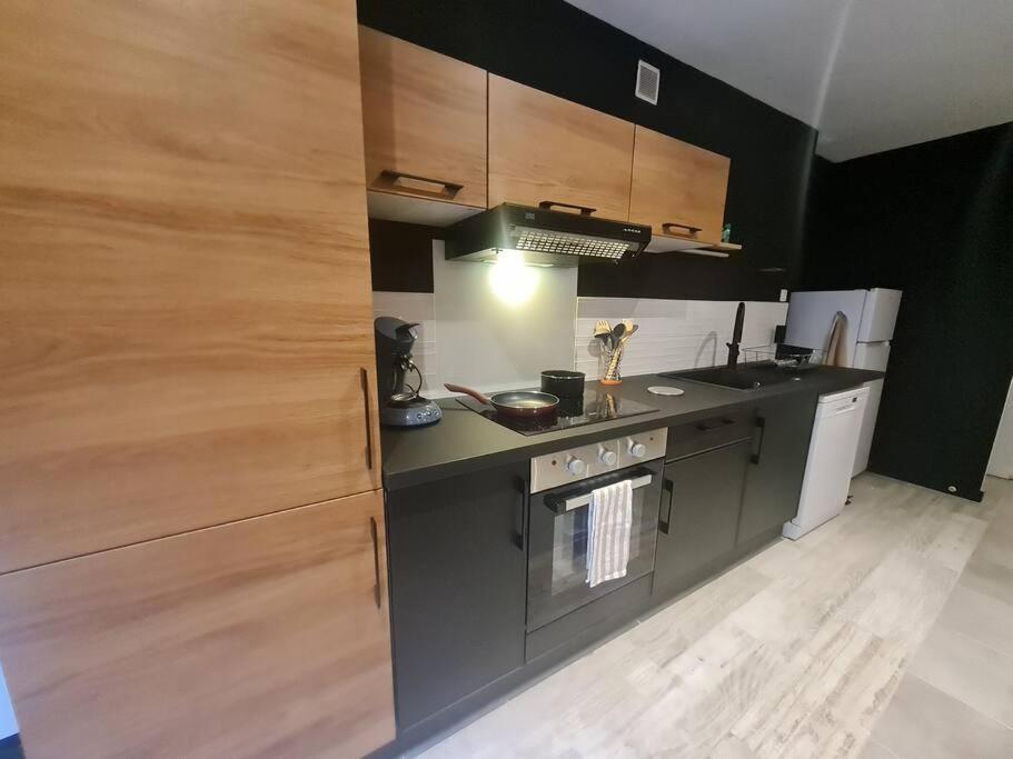 L'Escale Charliendine Appartement Charlieu Buitenkant foto